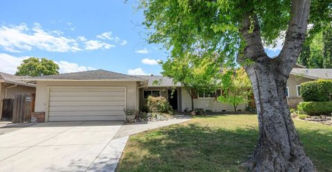 2754 W Swain Rd, Stockton, CA 95207 Photo