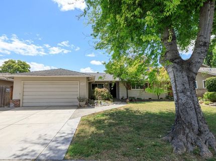 2754 W Swain Rd, Stockton, CA 95207 Photo