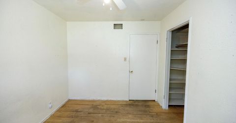 2754 W Swain Rd, Stockton, CA 95207 Photo
