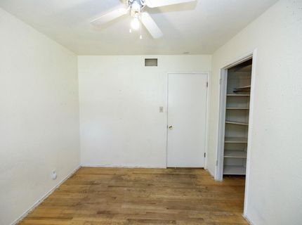 2754 W Swain Rd, Stockton, CA 95207 Photo