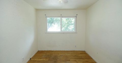 2754 W Swain Rd, Stockton, CA 95207 Photo
