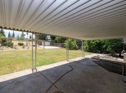 2754 W Swain Rd, Stockton, CA 95207 Photo