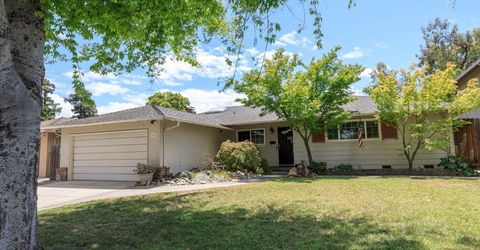 2754 W Swain Rd, Stockton, CA 95207 Photo
