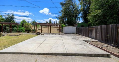 2754 W Swain Rd, Stockton, CA 95207 Photo
