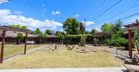 2754 W Swain Rd, Stockton, CA 95207 Photo