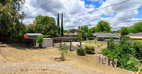 2754 W Swain Rd, Stockton, CA 95207 Photo