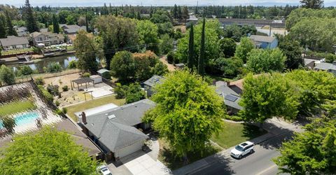 2754 W Swain Rd, Stockton, CA 95207 Photo
