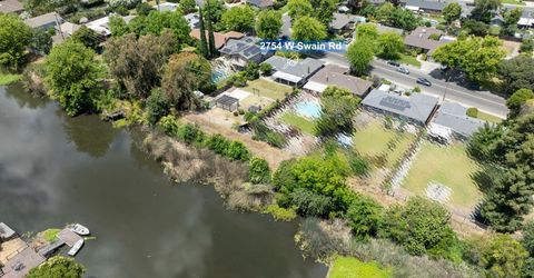 2754 W Swain Rd, Stockton, CA 95207 Photo