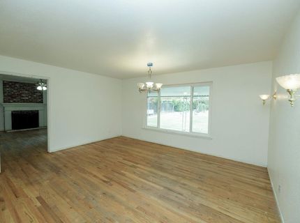 2754 W Swain Rd, Stockton, CA 95207 Photo