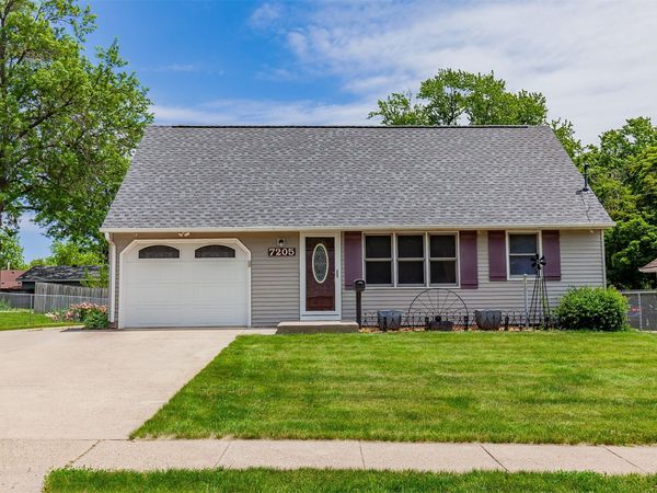 7205 SW 14th Street, Des Moines, IA 50315