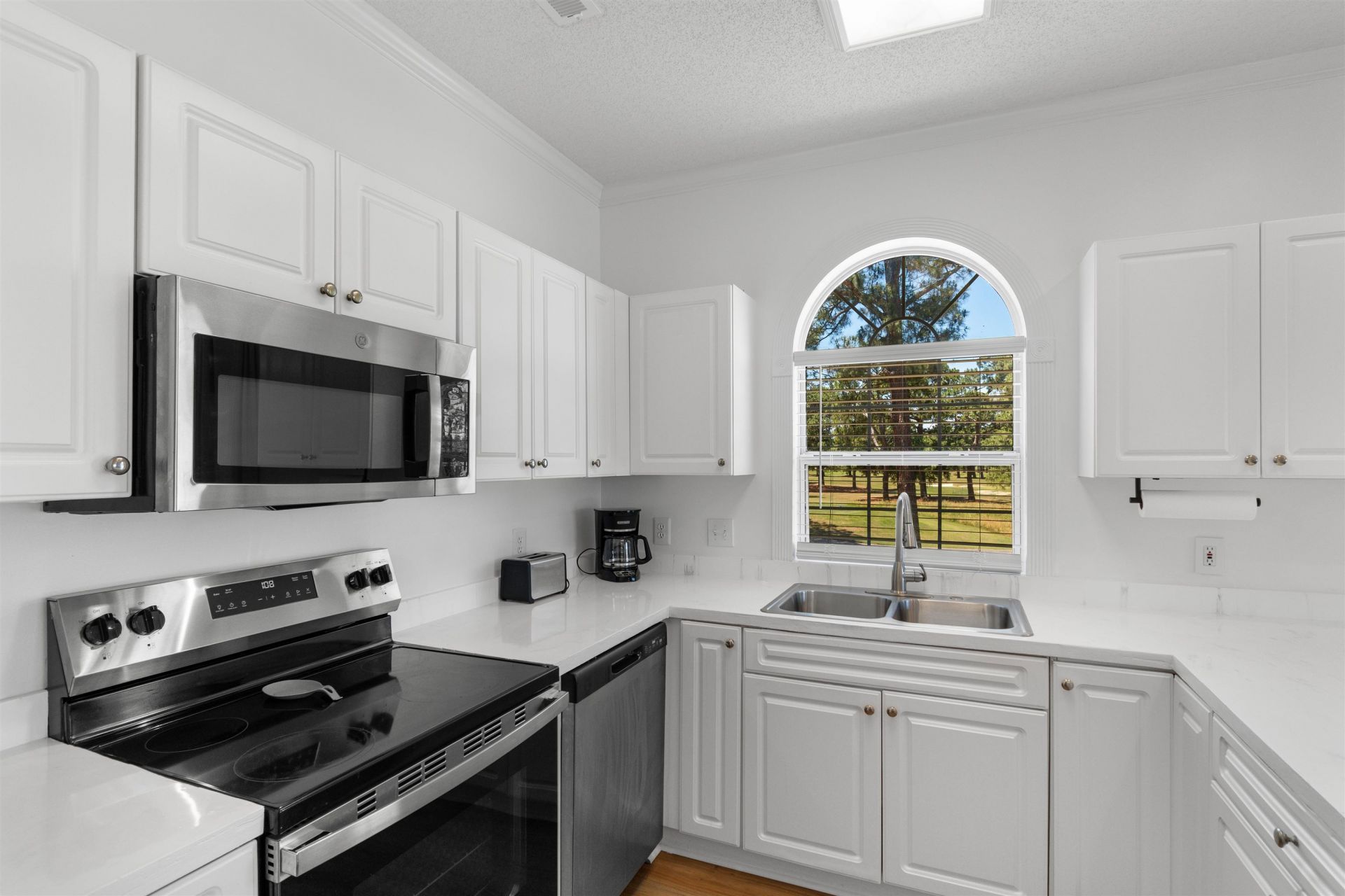 4673 Wild Iris Dr.  Photo 5