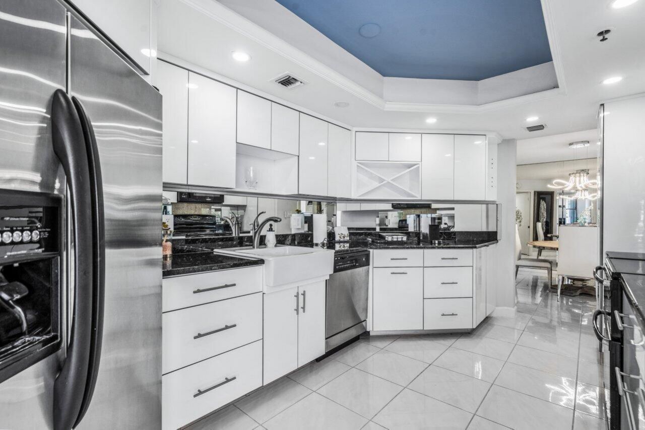 5200 N Ocean Drive, Unit 102, Riviera Beach, FL 33404 Photo