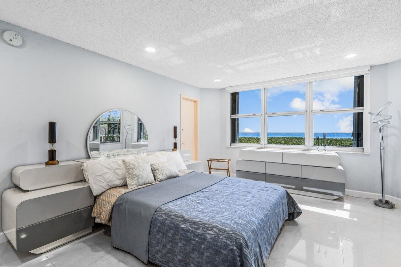 5200 N Ocean Drive, Unit 102, Riviera Beach, FL 33404 Photo