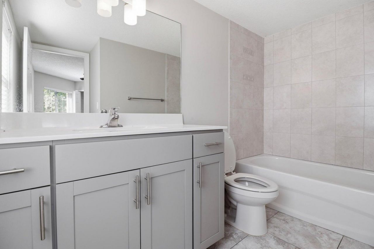 2625 Heathcote Drive, Unit 2647, Fort Pierce, FL 34982 Photo