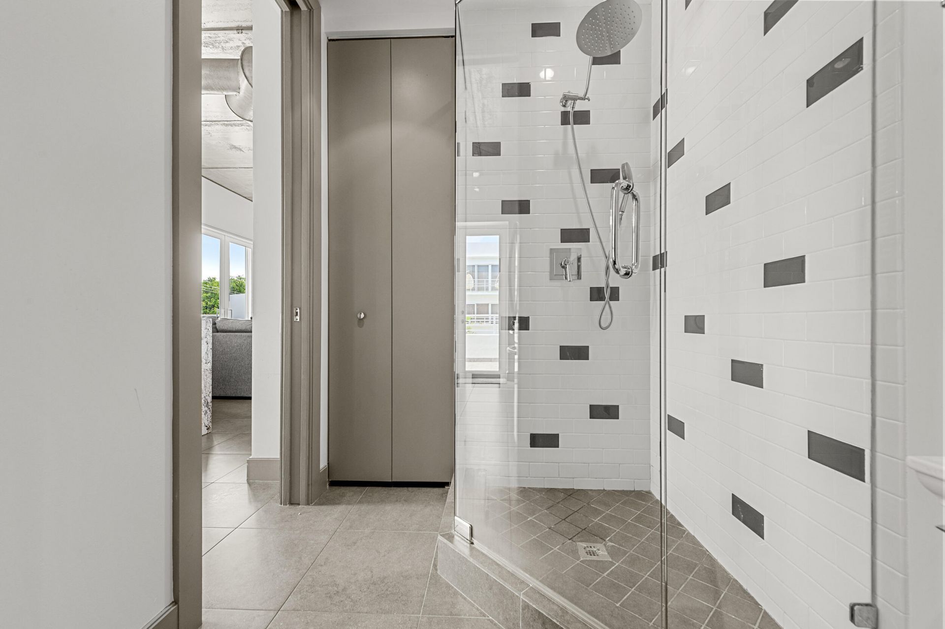 111 SE 2nd Street, Unit 302, Delray Beach, FL 33444 Photo