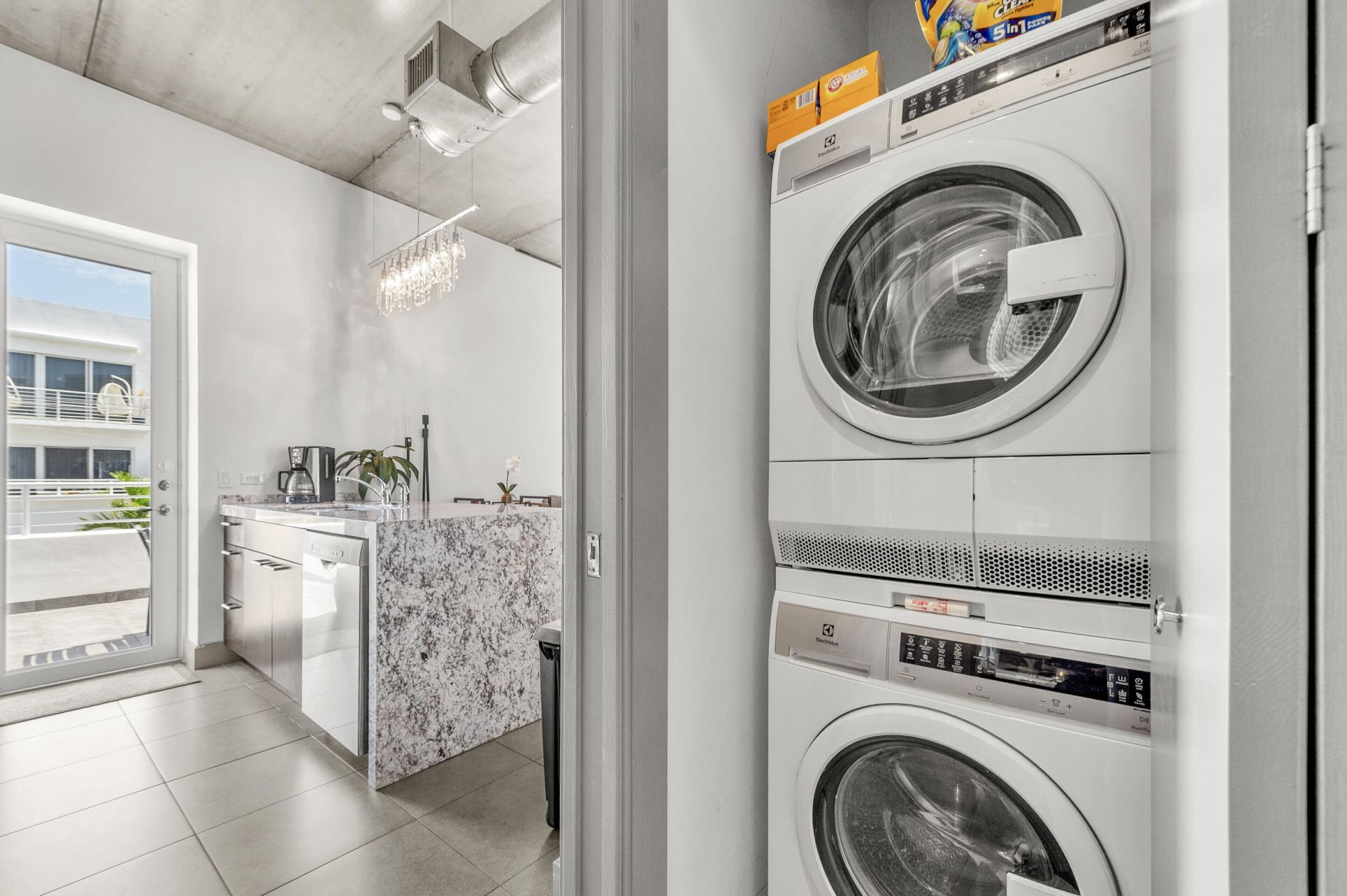 111 SE 2nd Street, Unit 302, Delray Beach, FL 33444 Photo