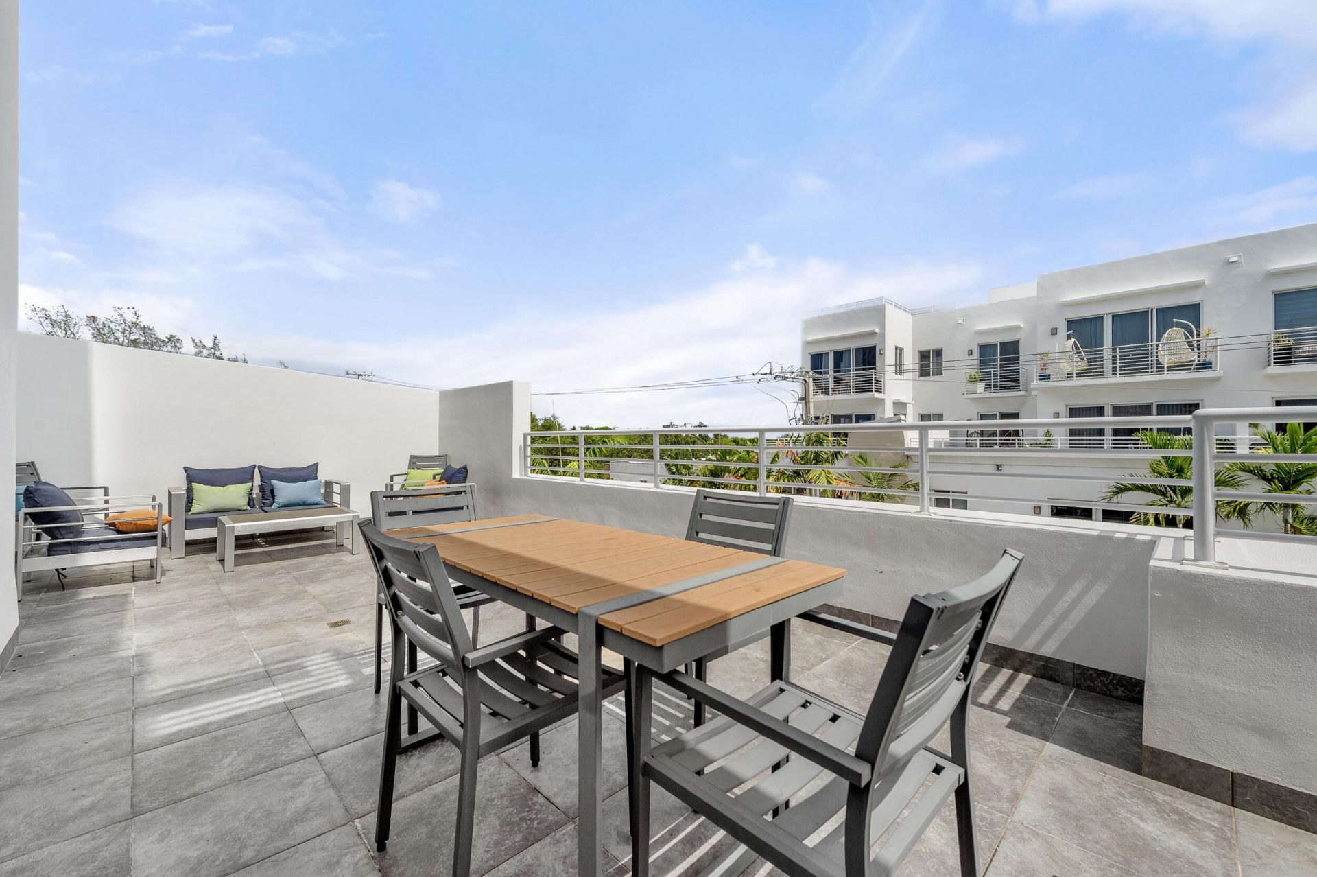 111 SE 2nd Street, Unit 302, Delray Beach, FL 33444 Photo