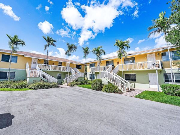 242 NE 12th Street, Unit 2, Delray Beach, FL 33444