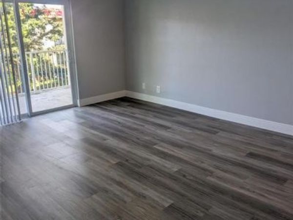 5861 NW 16th Place, Unit 307, Sunrise, FL 33313