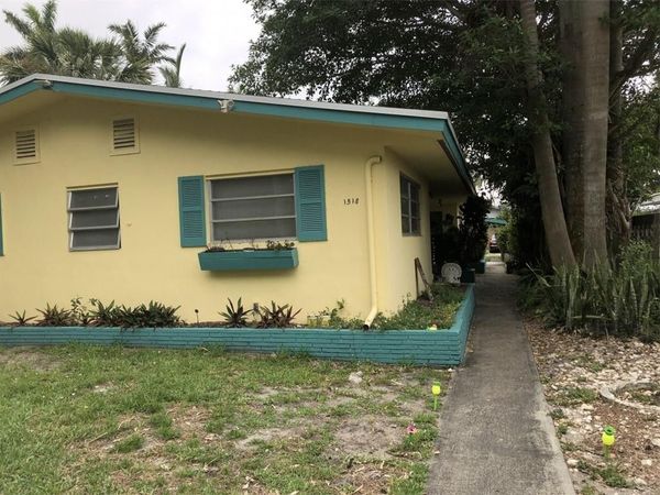 1518 Grant Street, Unit 3, Hollywood, FL 33020