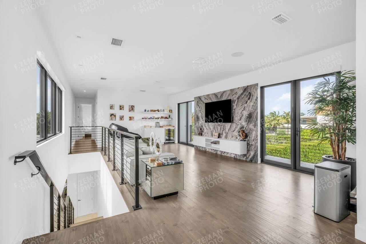16550 Sunset Way, Weston, FL 33326 Photo