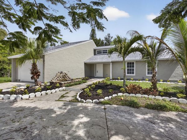 12691 N 40th St Street N, The Acreage, FL 33411