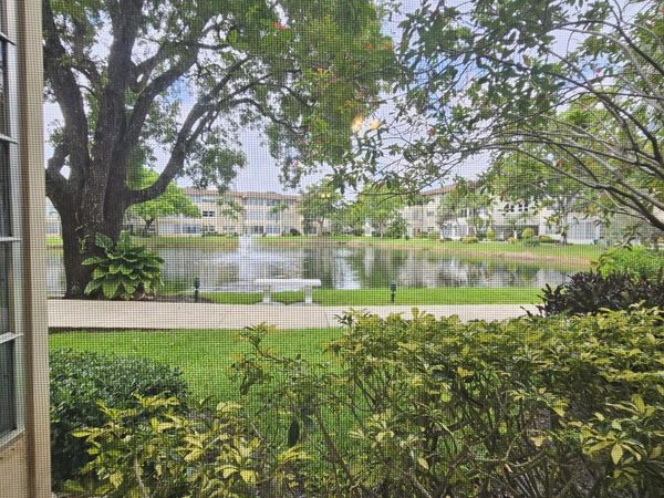 5100 NW 35th Street, Unit 104, Lauderdale Lakes, FL 33319