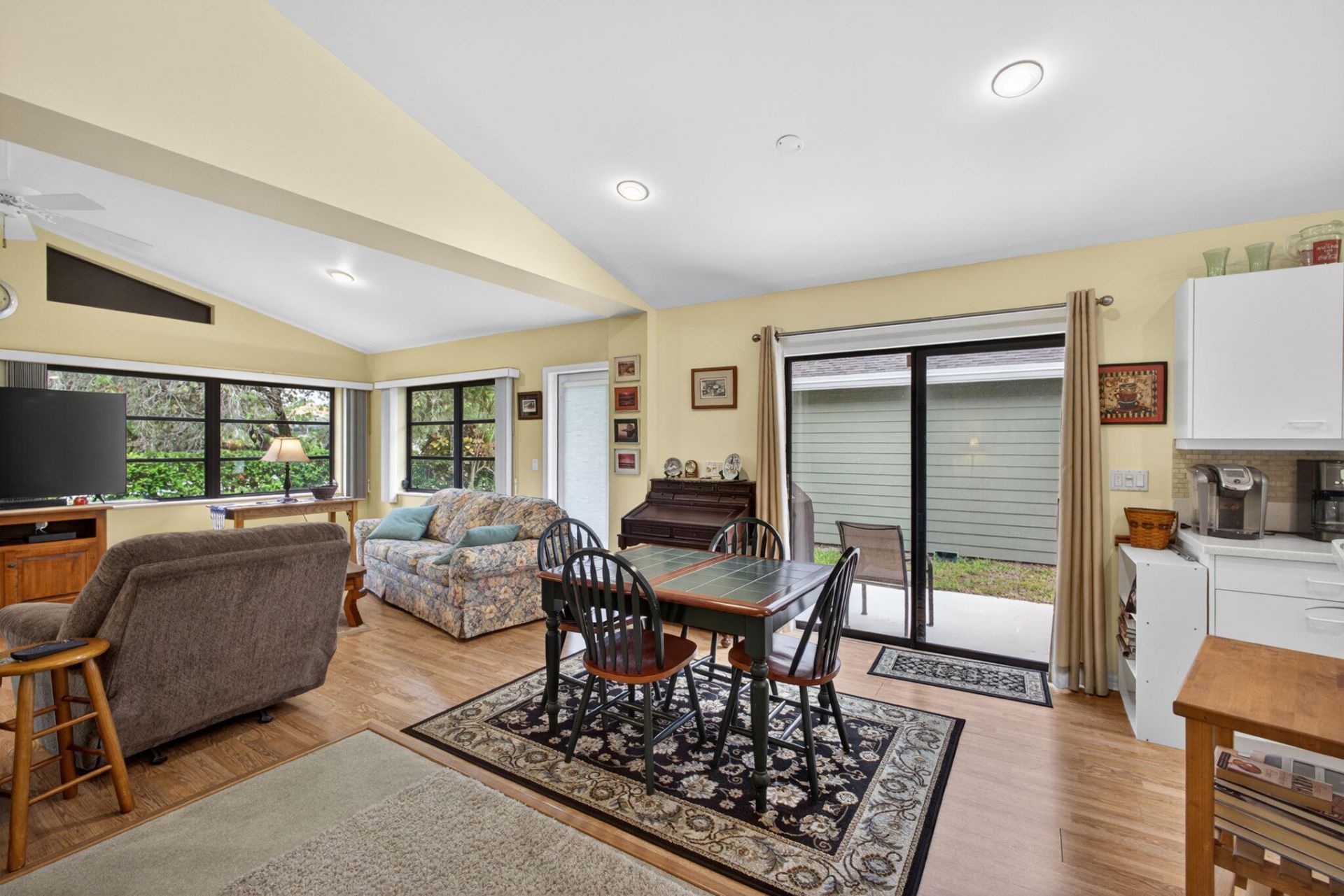 6335 SE Ames Way, Hobe Sound, FL 33455 Photo