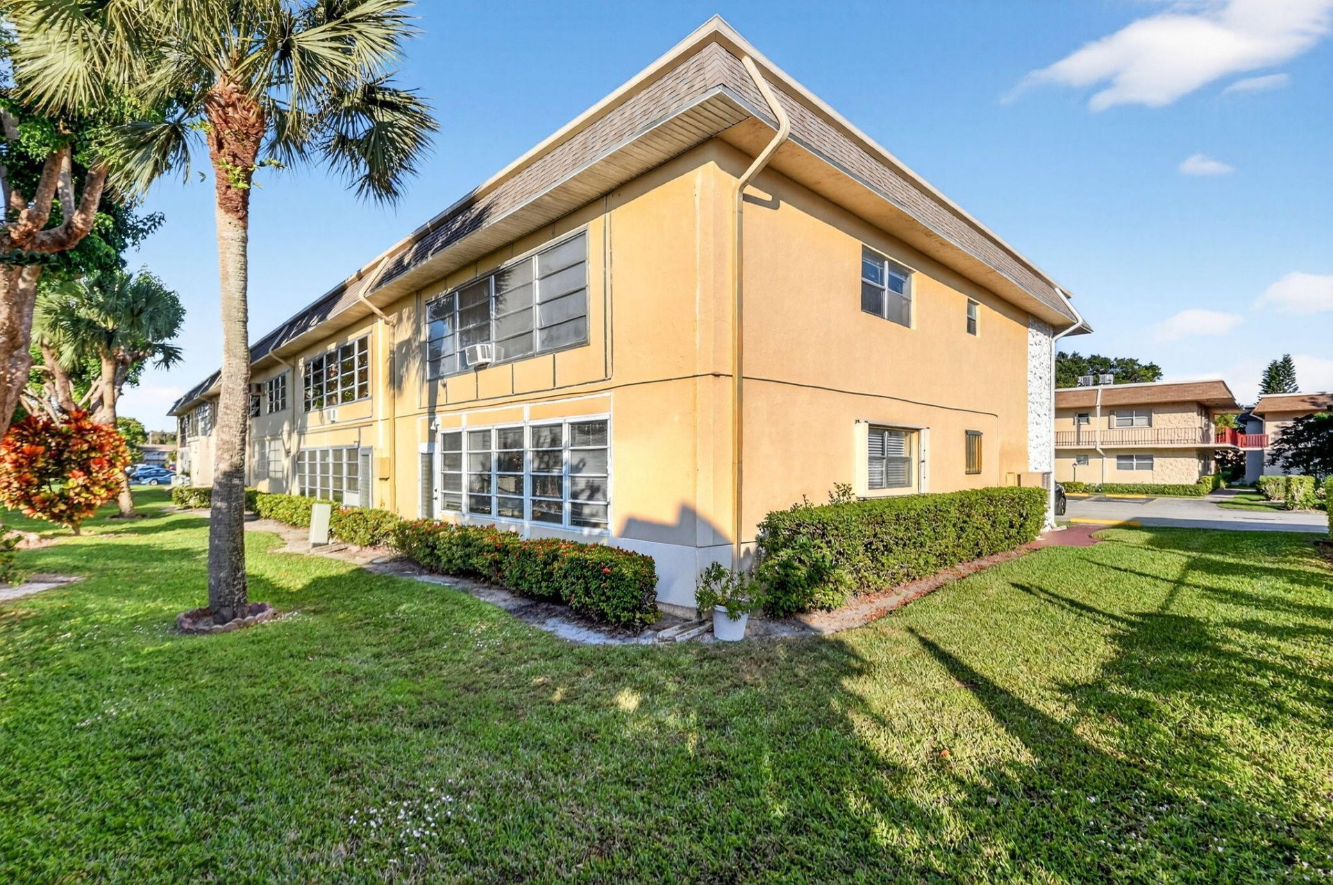 201 Oxford 600, West Palm Beach, FL 33417 Photo