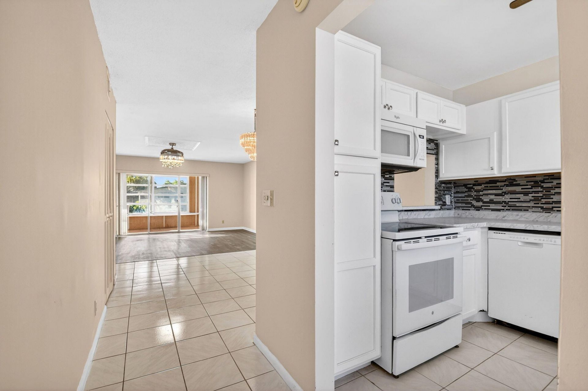 201 Oxford 600, West Palm Beach, FL 33417 Photo