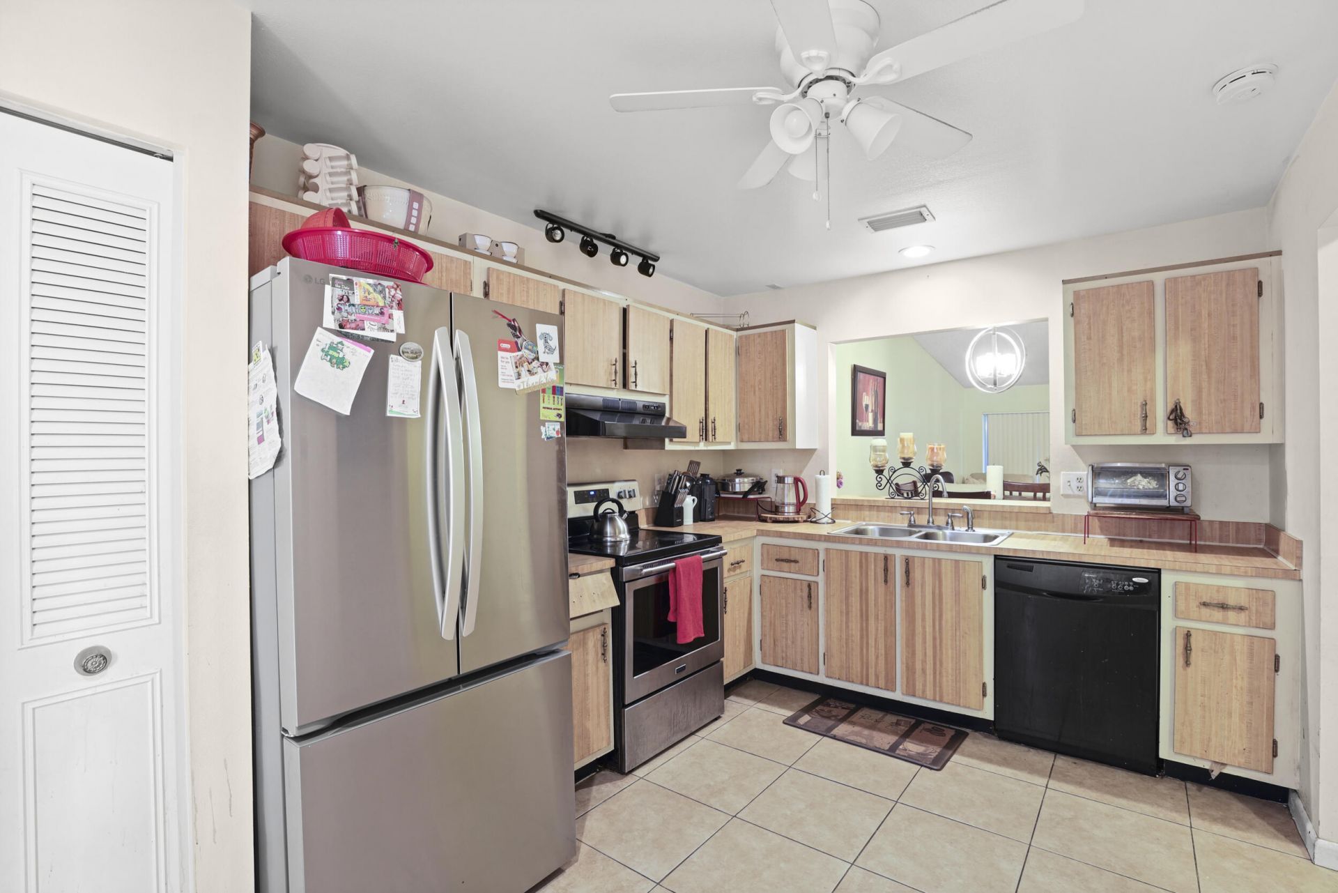 4235 Lucerne Villas Lane, Greenacres, FL 33467 Photo