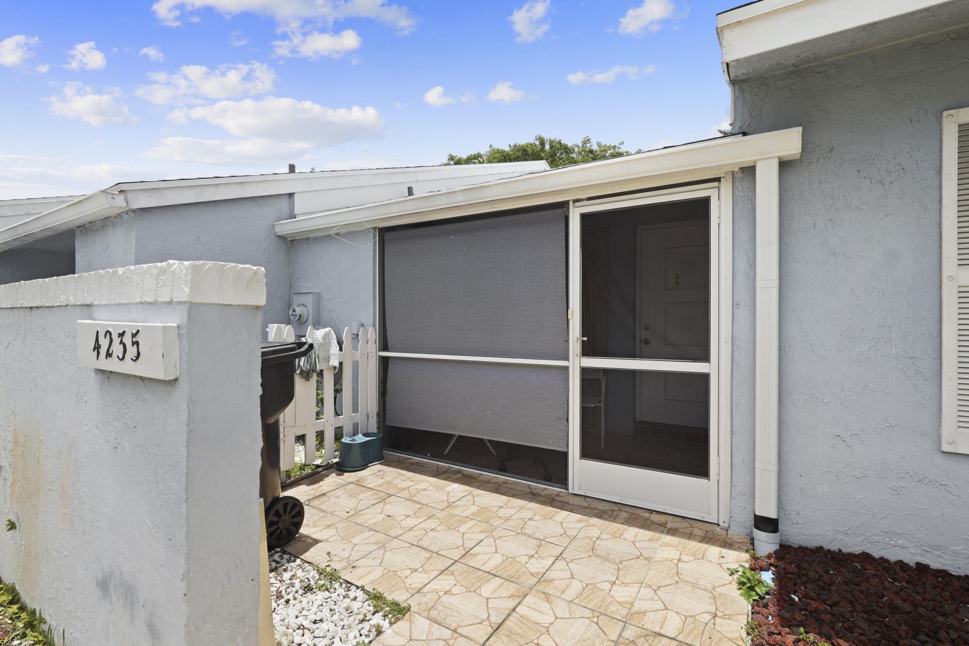 4235 Lucerne Villas Lane, Greenacres, FL 33467 Photo