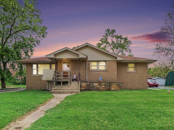 305 W 35th Avenue , Griffith, IN 46319