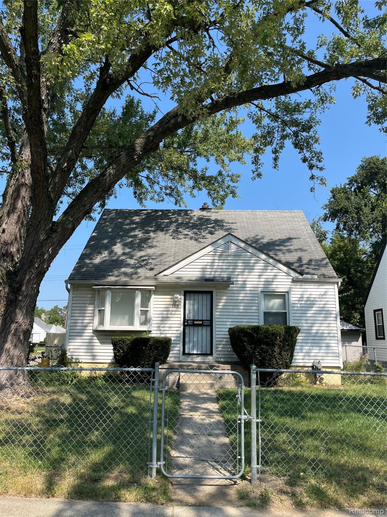 19650 W Chicago Street, Detroit, Mi 48228 Main Photo