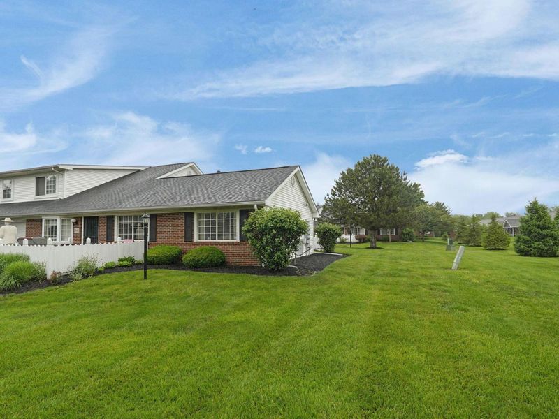 3940 Crestfield Drive , Groveport, OH 43125 Photo 3