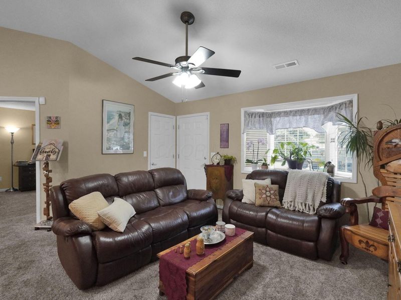 3940 Crestfield Drive , Groveport, OH 43125 Photo 8