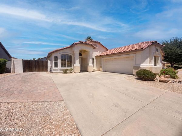 9710 E OBISPO Avenue, Mesa, AZ 85212
