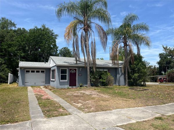 1401 FLORADEL AVENUE , LEESBURG, FL 34748