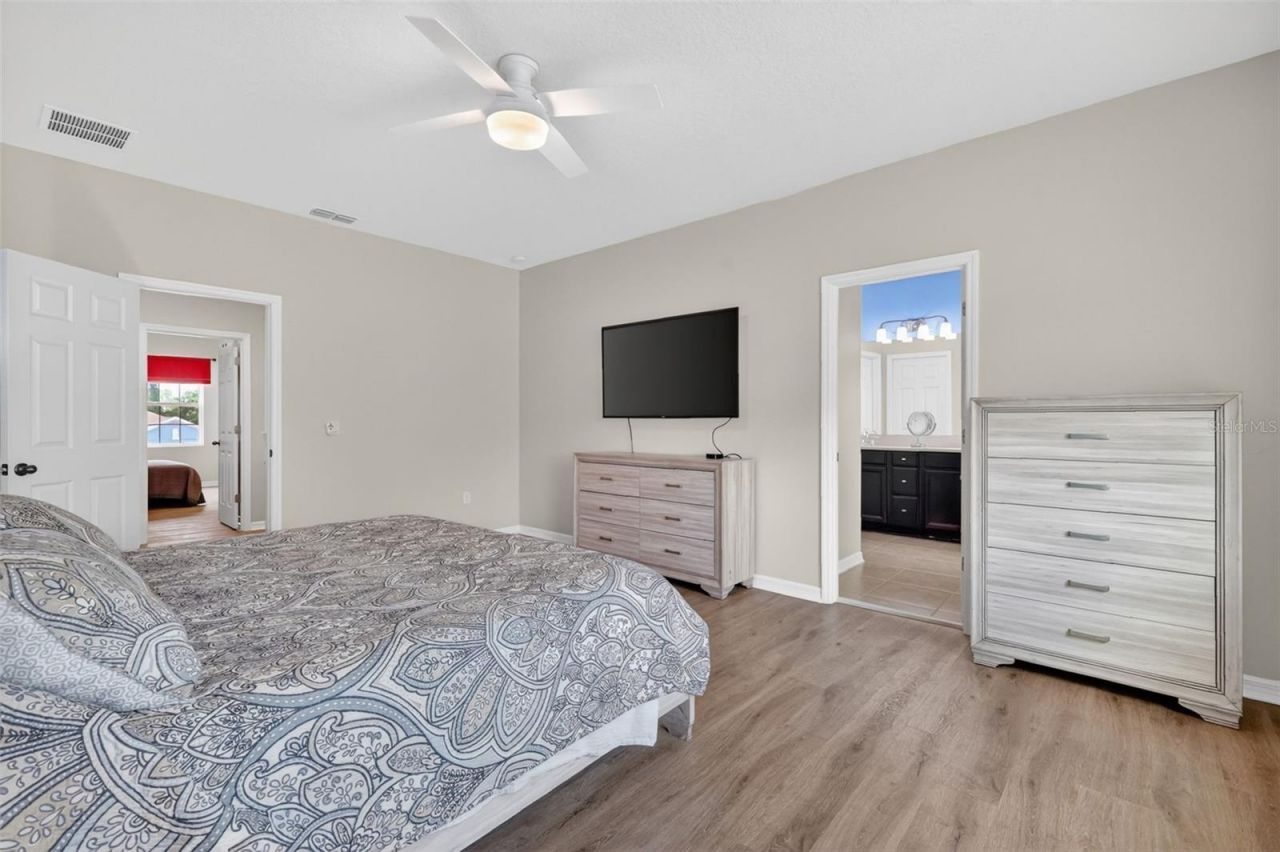 3262 Plumlee Court, Grand Island, FL 32735 Photo