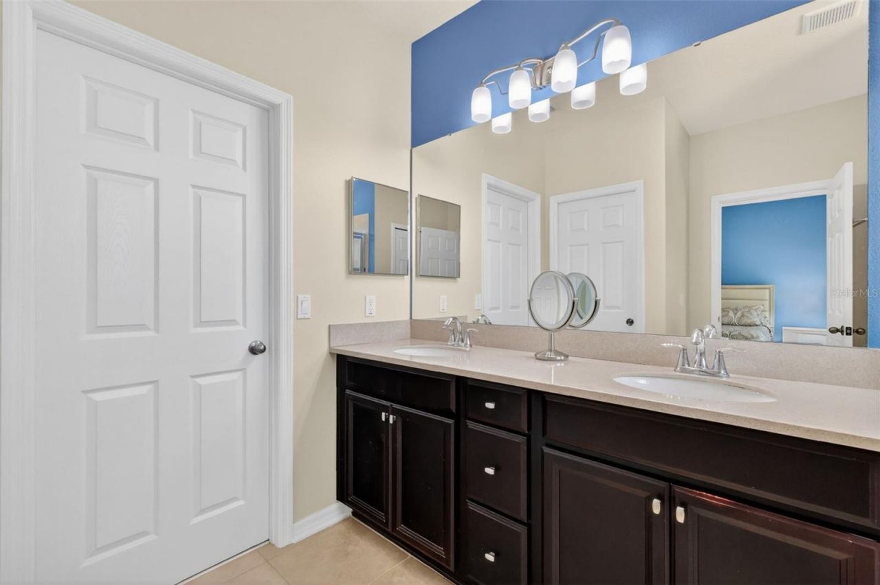 3262 Plumlee Court, Grand Island, FL 32735 Photo