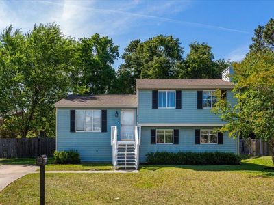 4950 Amberwood Lane, North Charleston, SC 29418