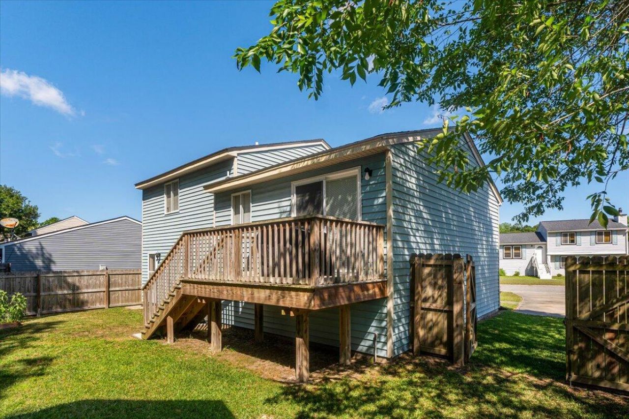 4950 Amberwood Lane Photo 26