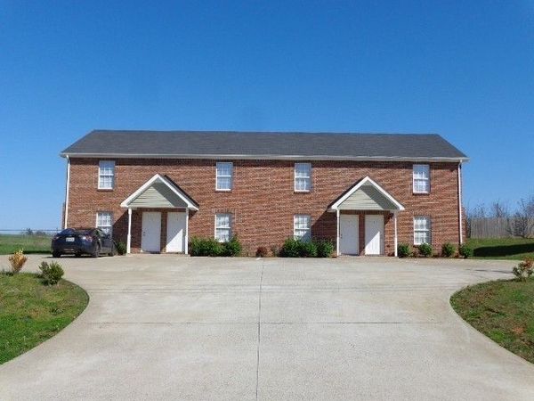 541 Patriot Park Ct, Unit B, Clarksville, TN 37042