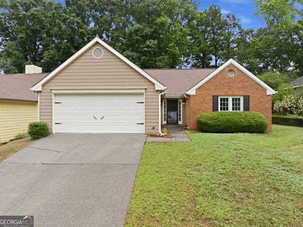 685 Hunters Creek Lane, Lawrenceville, GA 30043