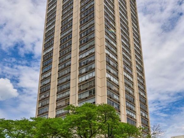 70 W burton Place, Unit 705, Chicago, IL 60610