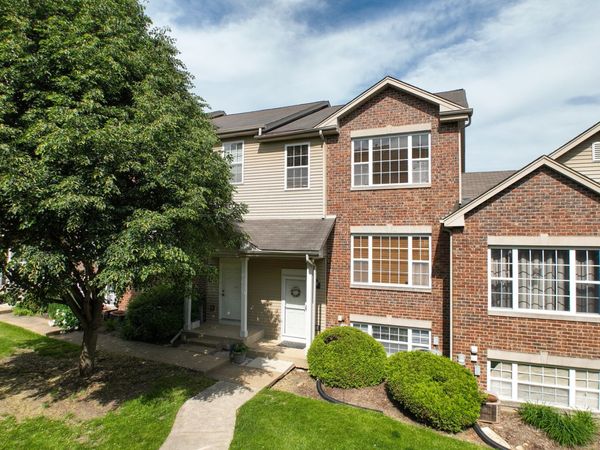 653 E WILLOW Street , Elburn, IL 60119