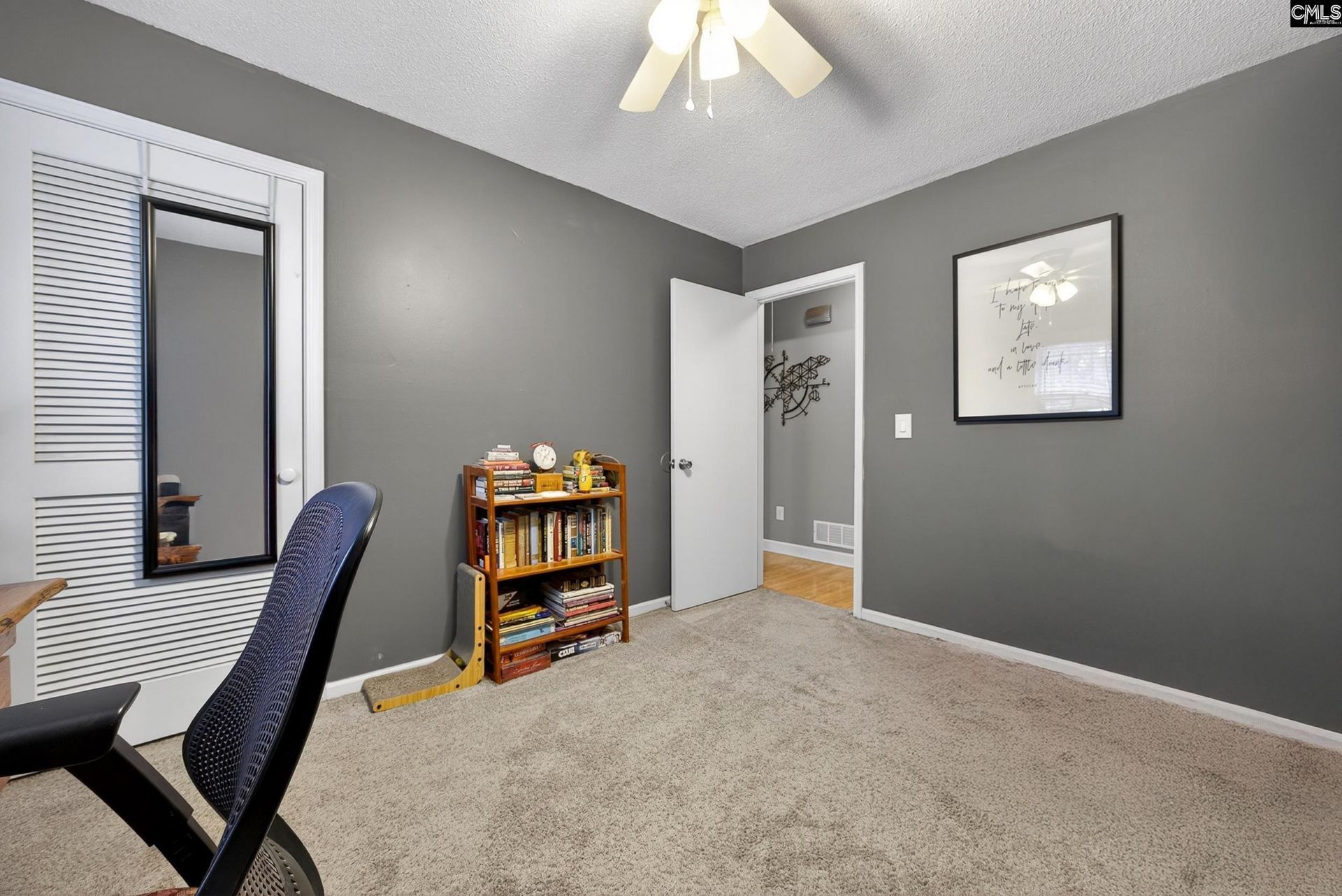 128 New Market Drive  Photo 15