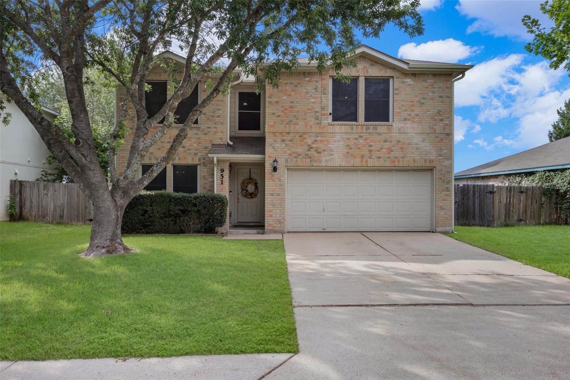 951 Brandi Cir, Kyle, TX 78640 Main Photo