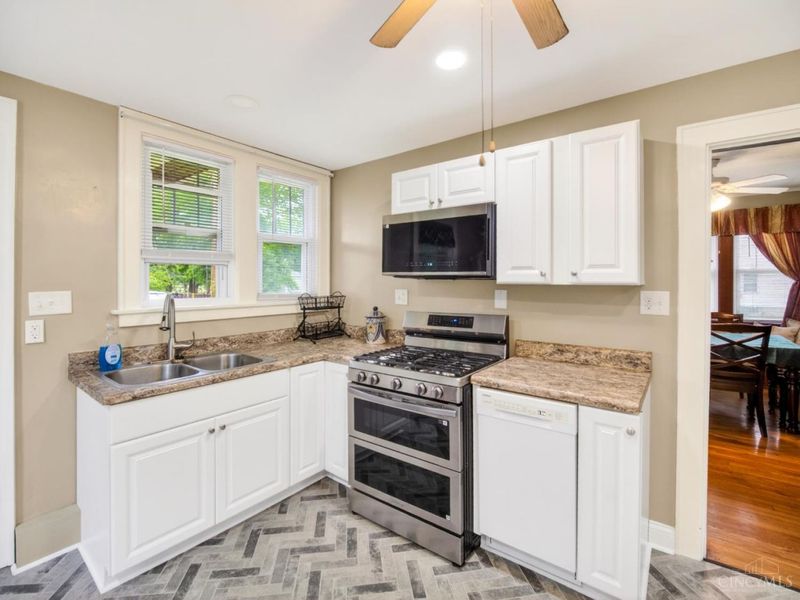 1423 Market Street, Cincinnati, OH 45215 Photo 16