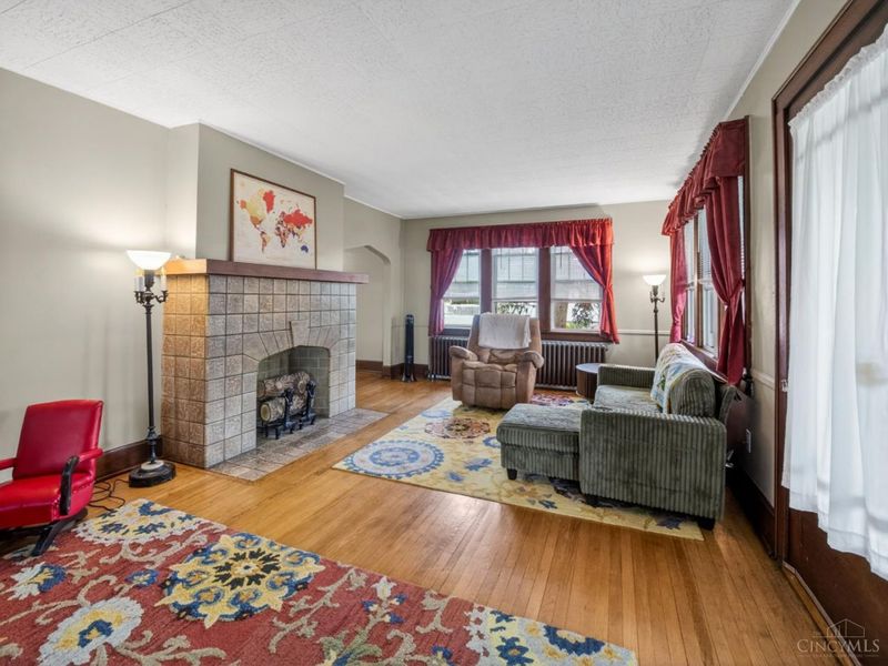 1423 Market Street, Cincinnati, OH 45215 Photo 3